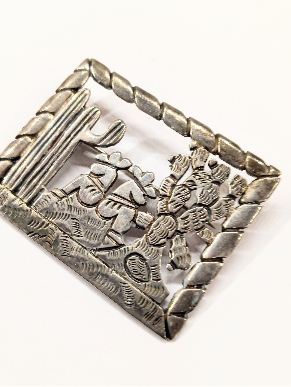 Vintage Taxco 980 Silver Brooch Siesta Men Cactus Scene Handmade - Picture 2 of 8